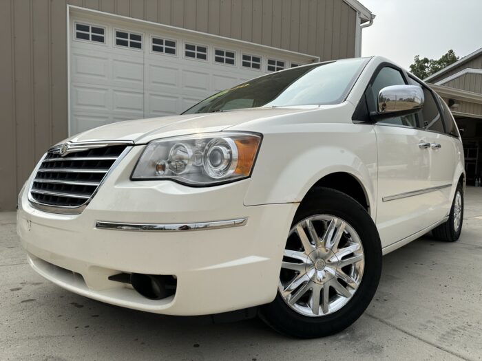 2009 Chrysler Town & Country For Sale Limited