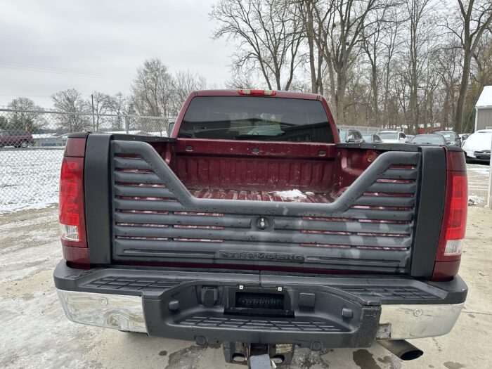 2013 GMC Sierra 2500HD For Sale 4WD Extended Cab SLE - Image 6