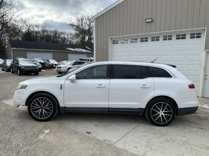 2010 Lincoln MKT For Sale Ecoboost AWD - Image 9