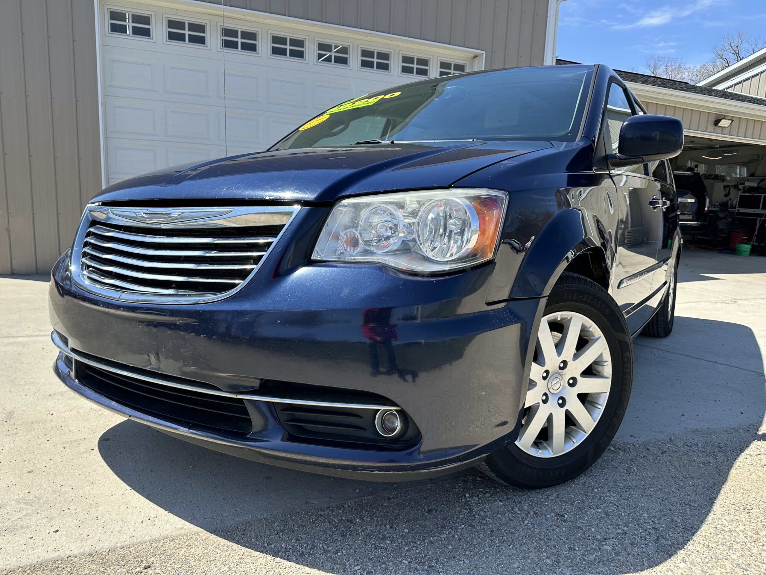 2013 Chrysler Town & Country For Sale Touring Loaded