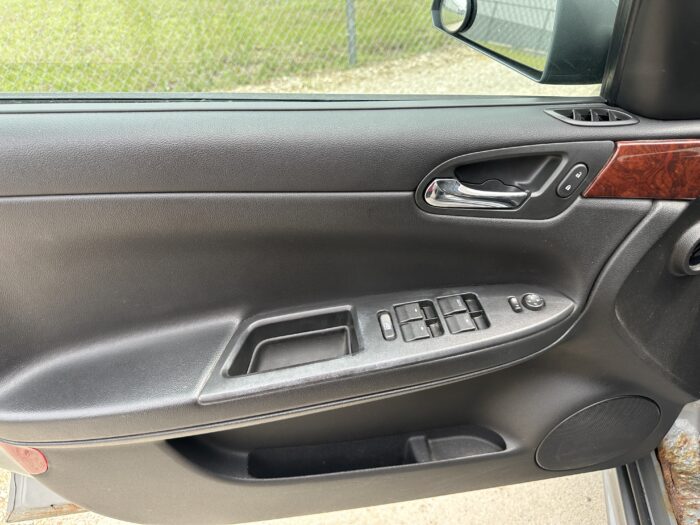2009 Chevrolet Impala For Sale LS Sedan - Image 10