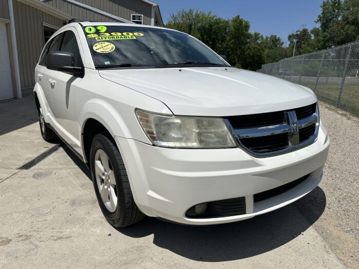 2009 Dodge Journey For Sale SXT FWD 3rd Row - Image 3