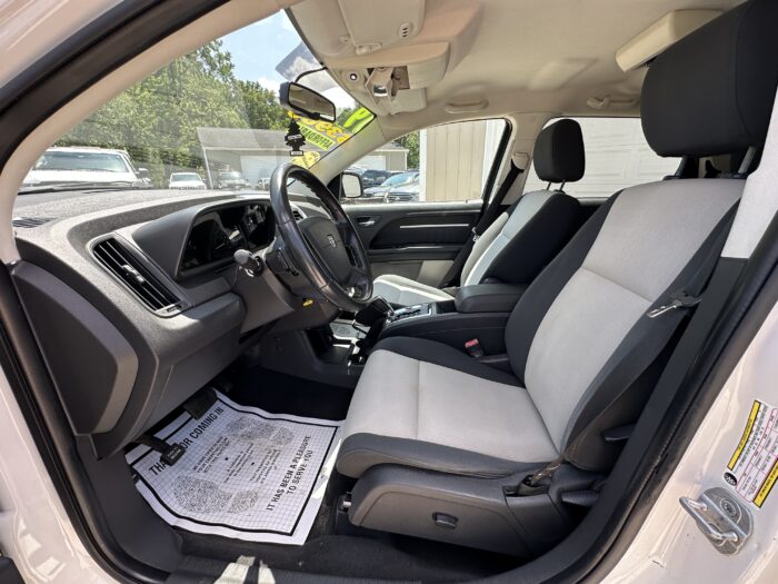 2009 Dodge Journey For Sale SXT FWD 3rd Row - Image 10