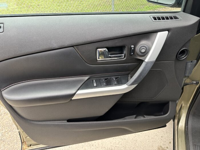 2013 Ford Edge For Sale SEL FWD Loaded - Image 10
