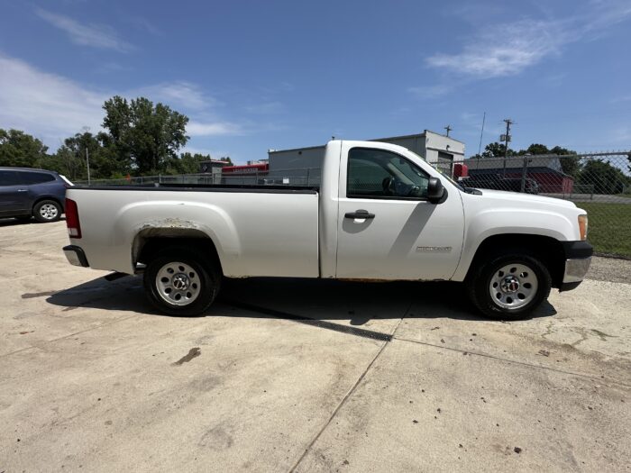 2011 GMC Sierra 1500 For Sale Regular Cab 2WD Work Truck - Image 4