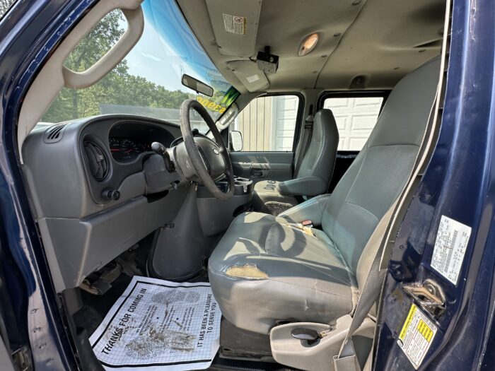 2007 Ford E-250 Cargo Van For Sale - Image 11
