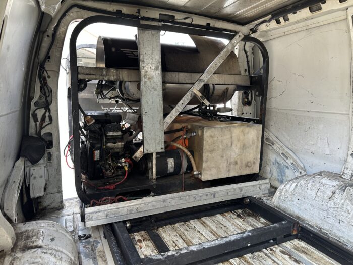 2017 Chevrolet Express 2500 Cargo Van For Sale With Industrial Power Washer - Image 11