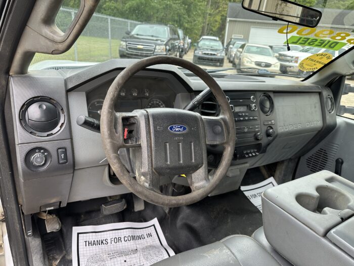 2011 Ford F-350 For Sale XL Regular Cab Dually Utility Truck 6.7L Super Duty Diesel - Image 10