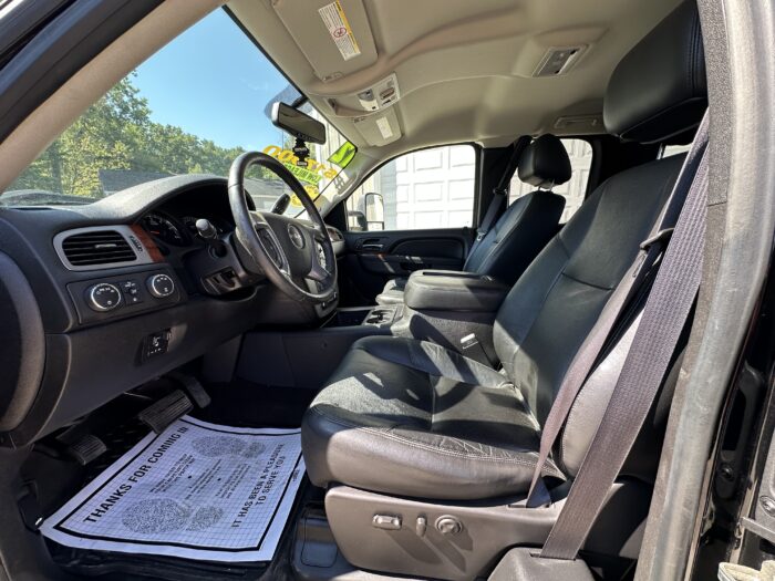 2012 GMC Sierra 2500HD For Sale 4WD Extended Cab SLT - Image 10