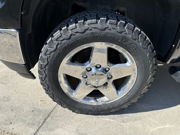 2012 GMC Sierra 2500HD For Sale 4WD Extended Cab SLT - Image 19