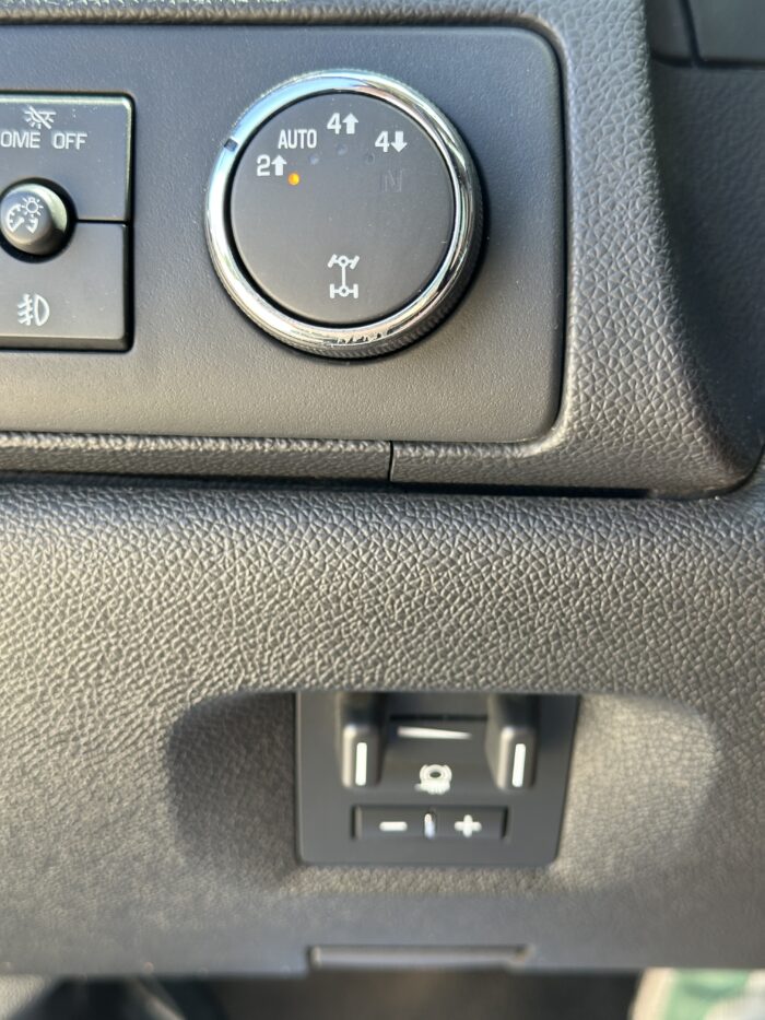 2009 Chevrolet Silverado 1500 For Sale Crew Cab LTZ 4WD Truck - Image 15