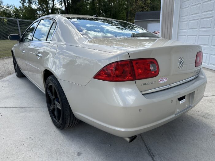 2008 Buick Lucerne For Sale CXS Loaded - Image 7