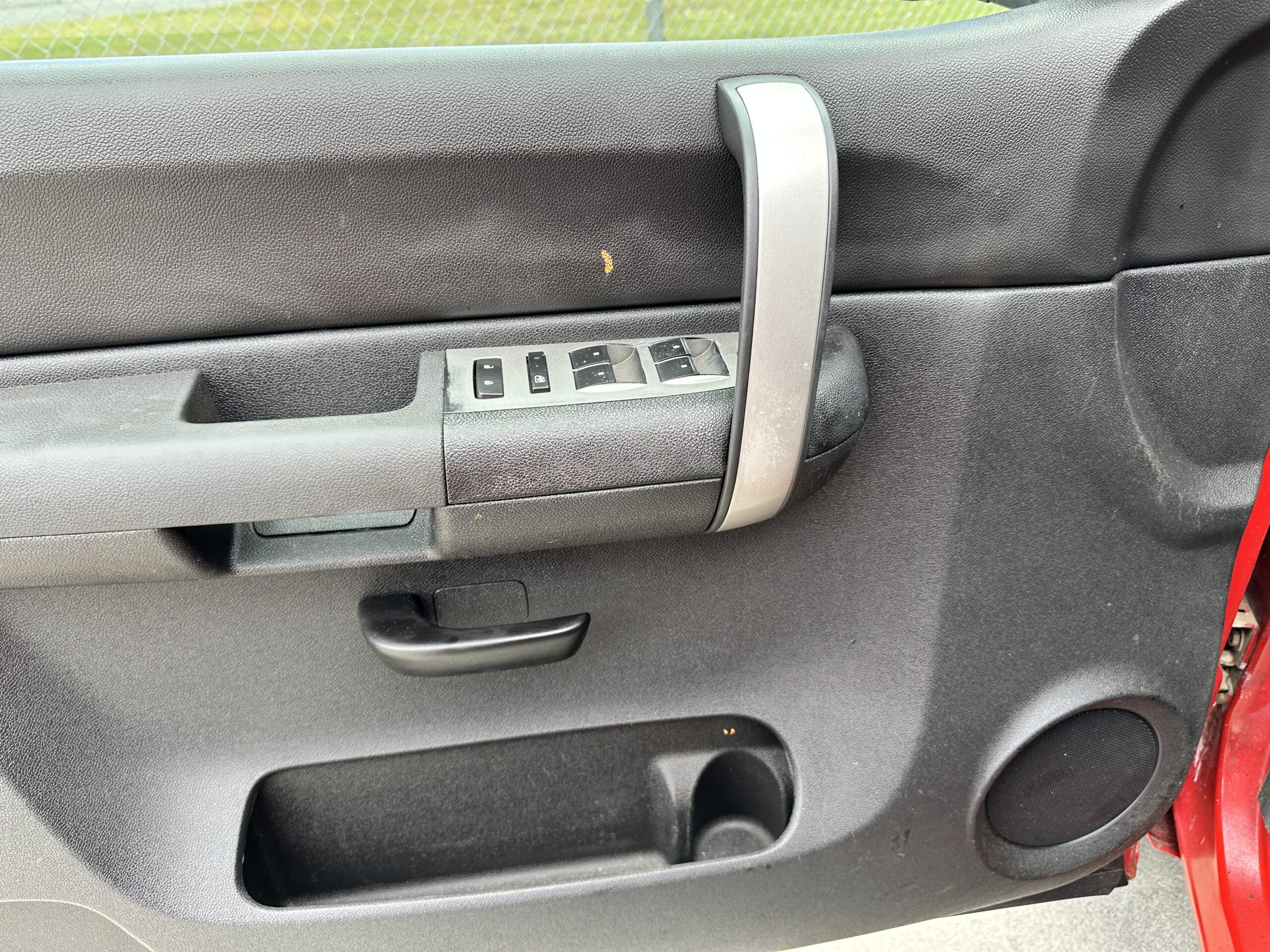 2009 Chevrolet Silverado For Sale 2500HD 4WD Extended Cab LT - Image 11