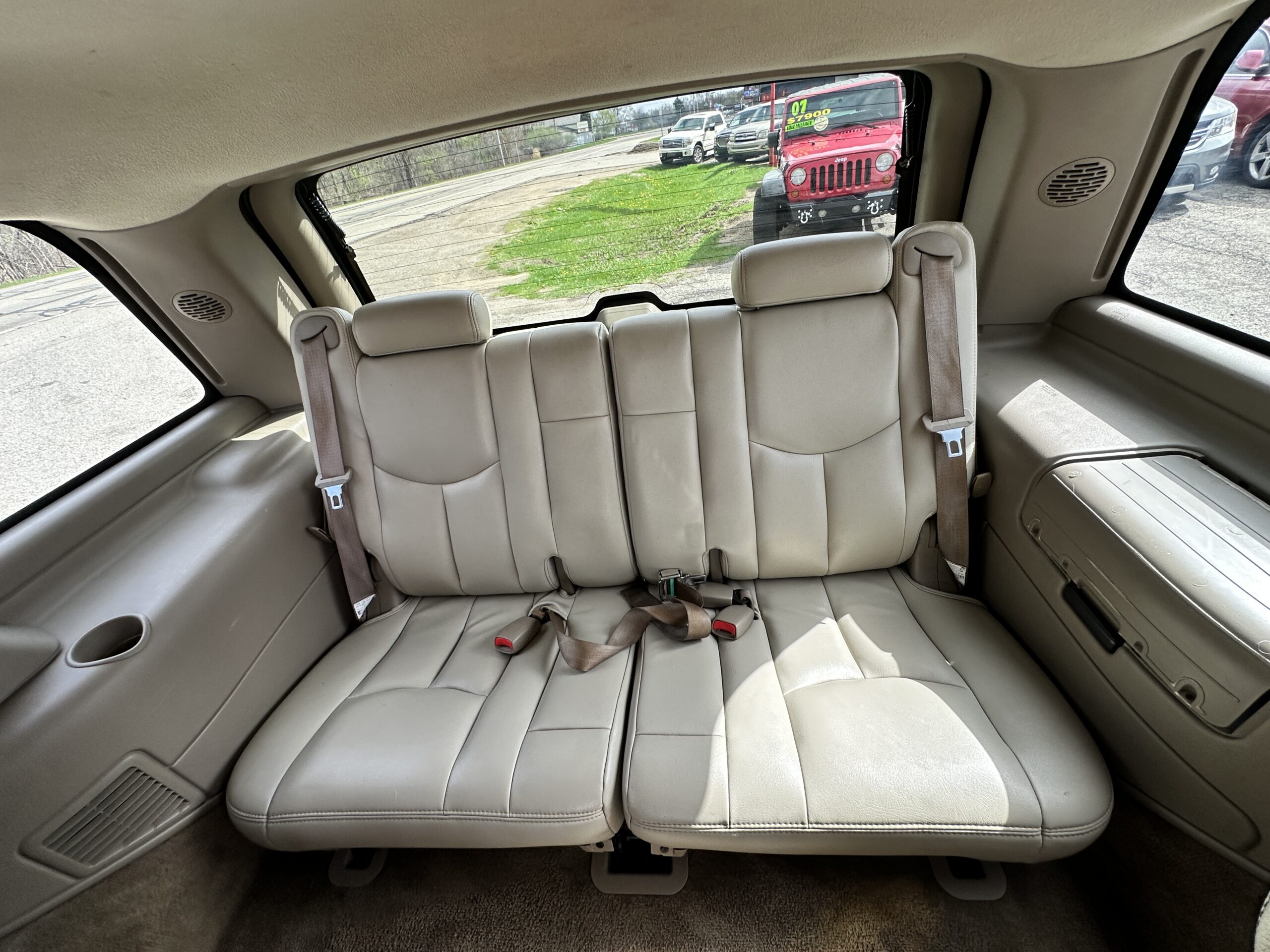 2004 Chevrolet Tahoe For Sale LT Cheap Third Row - Image 16