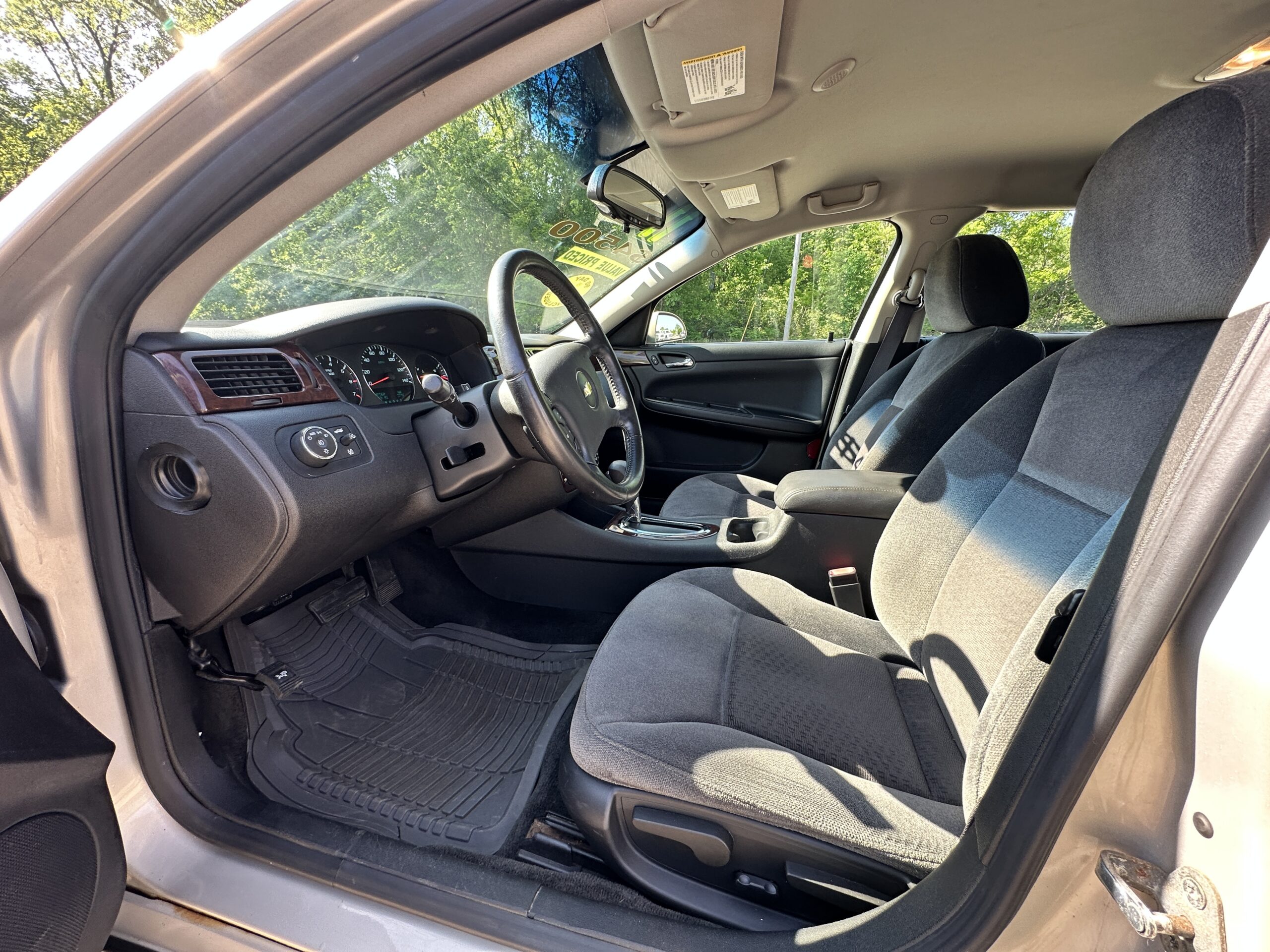2011 Chevrolet Impala For Sale LT Sedan - Image 9