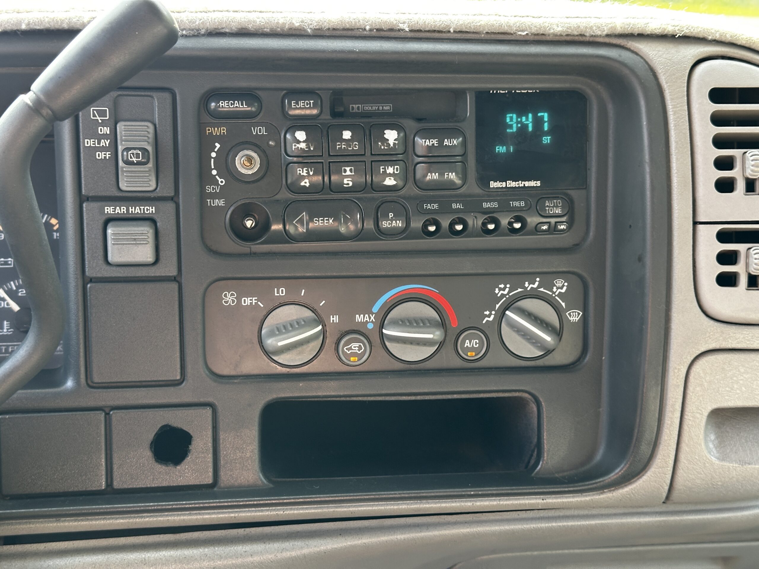 1995 Chevrolet Tahoe For Sale LT 4WD - Image 13