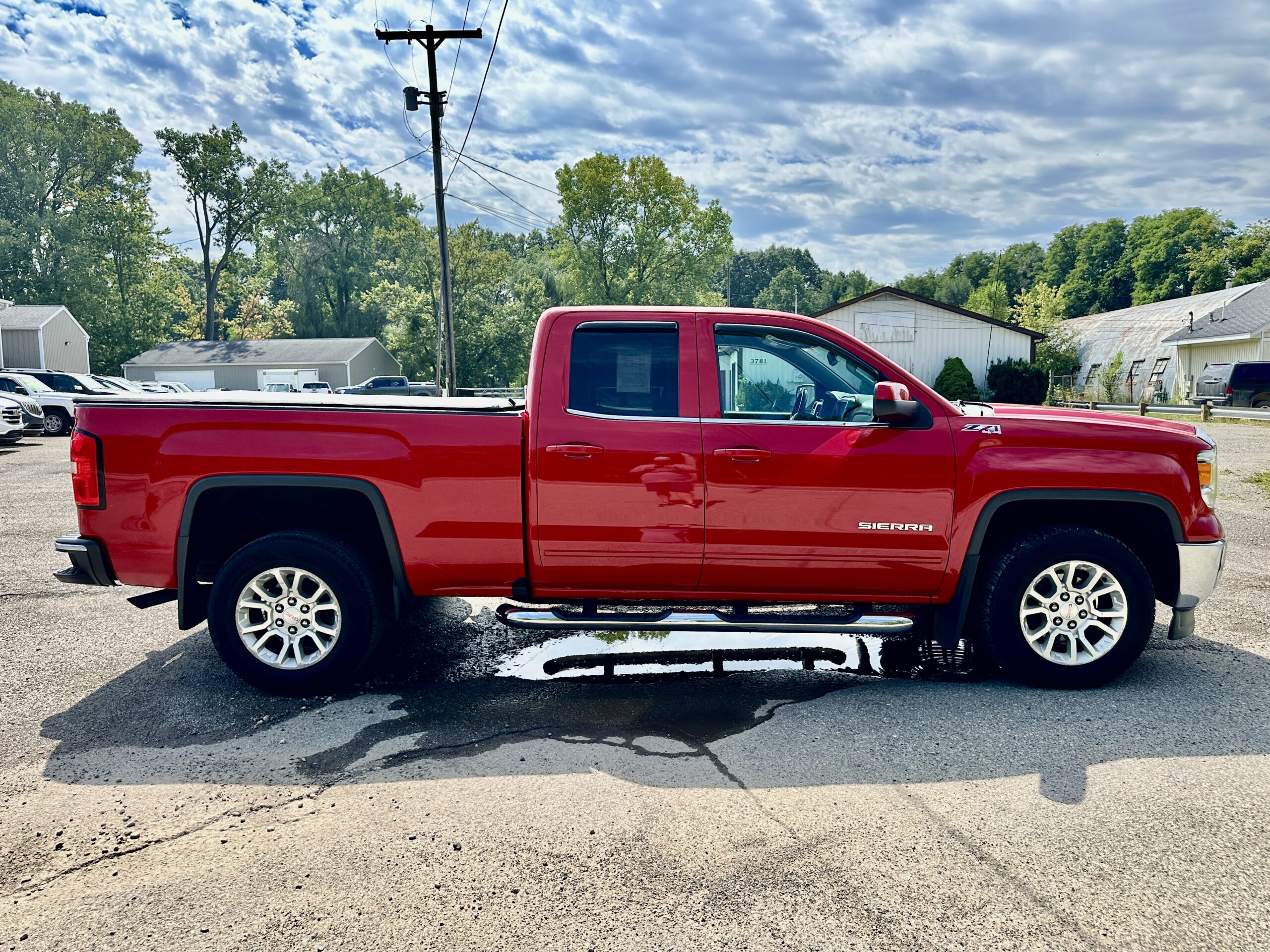 2015 GMC Sierra 1500 For Sale Z71 SLE Double Cab 4WD - Image 4