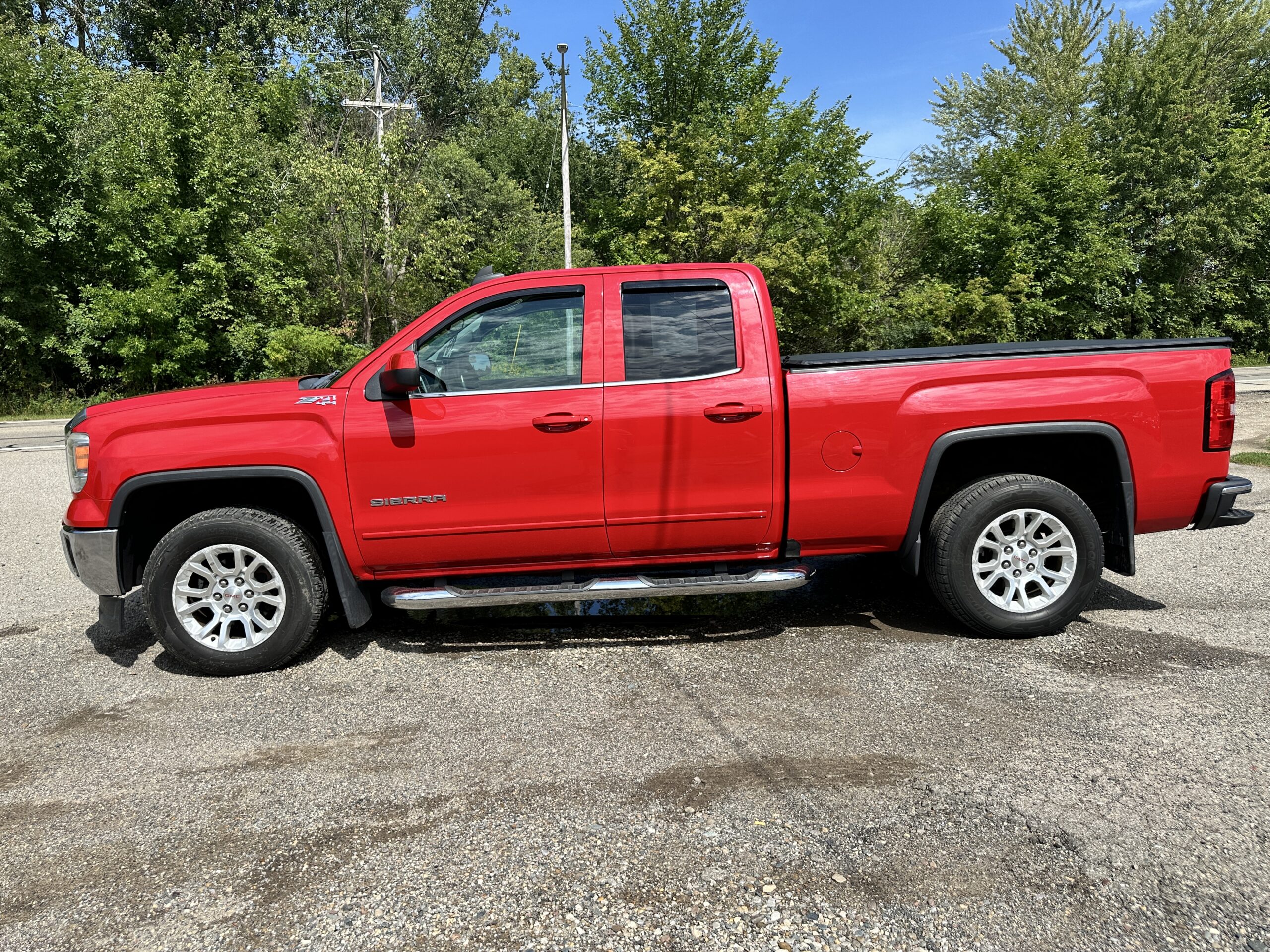2015 GMC Sierra 1500 For Sale Z71 SLE Double Cab 4WD - Image 9