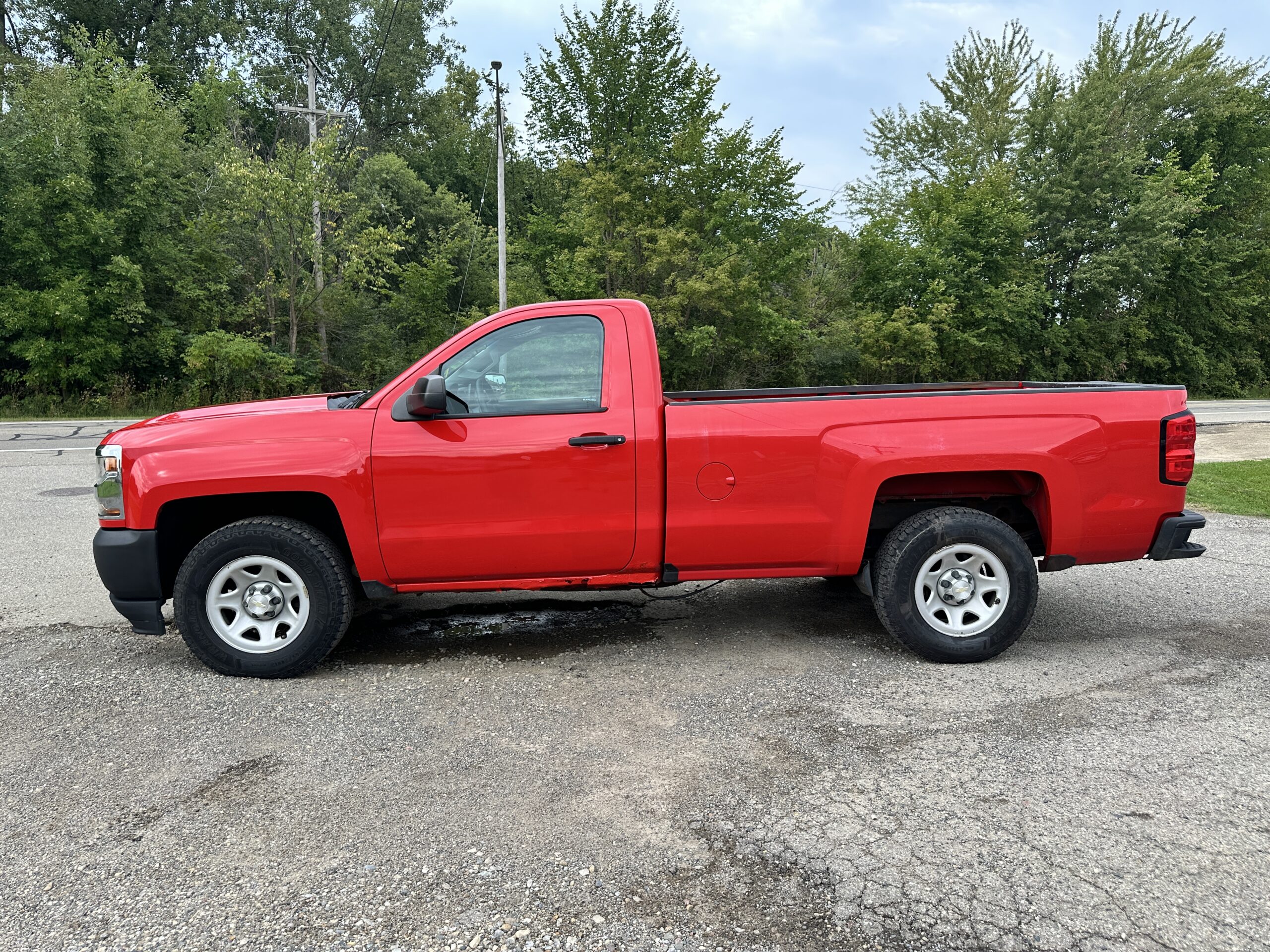 2017 Chevrolet Silverado 1500 For Sale Regular Cab 2WD W/T - Image 9
