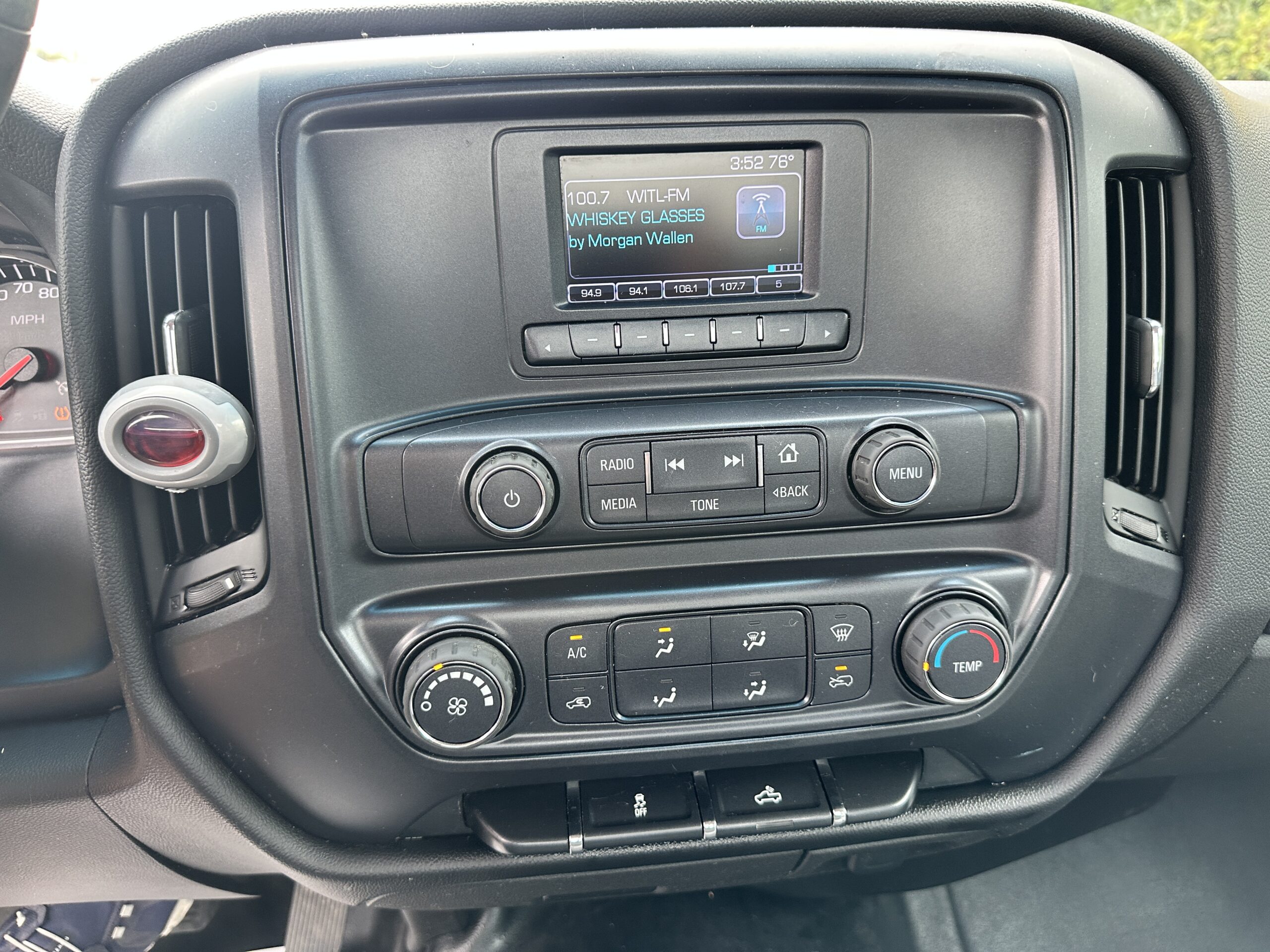 2017 Chevrolet Silverado 1500 For Sale Regular Cab 2WD W/T - Image 14