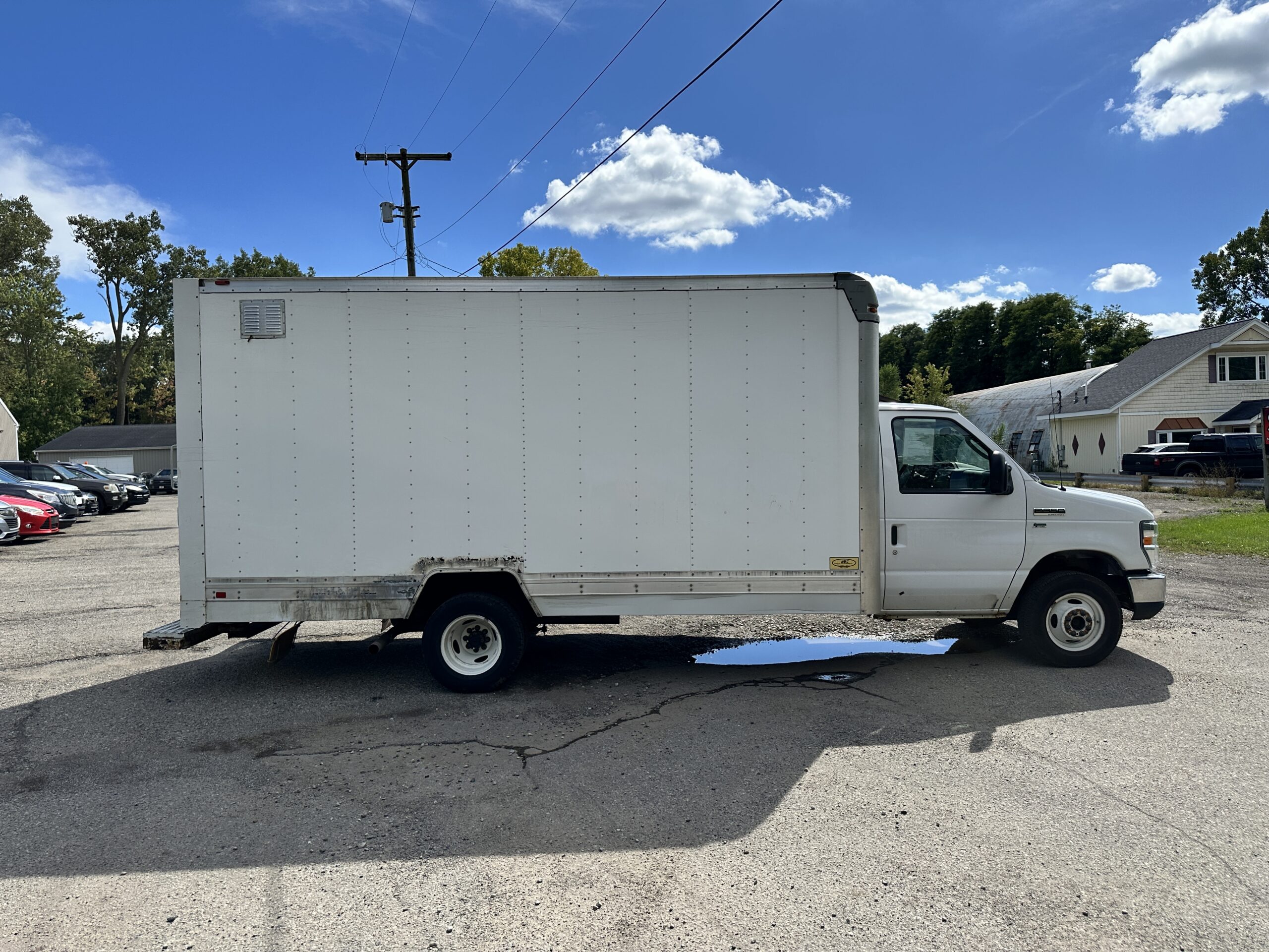 2016 Ford E350 For Sale Cutaway Regular Cab Box Truck 16β Box - Image 4