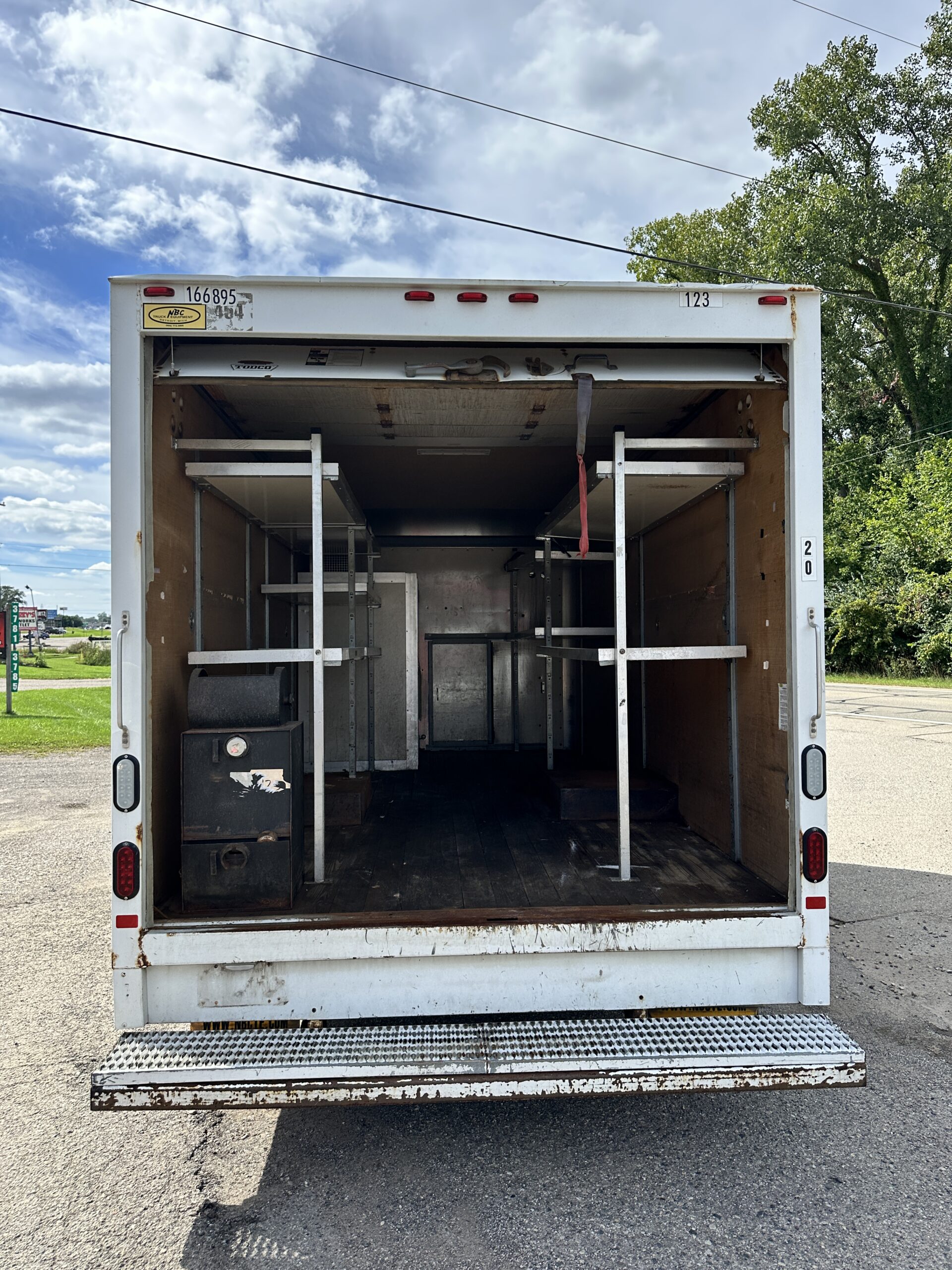 2016 Ford E350 For Sale Cutaway Regular Cab Box Truck 16β Box - Image 12