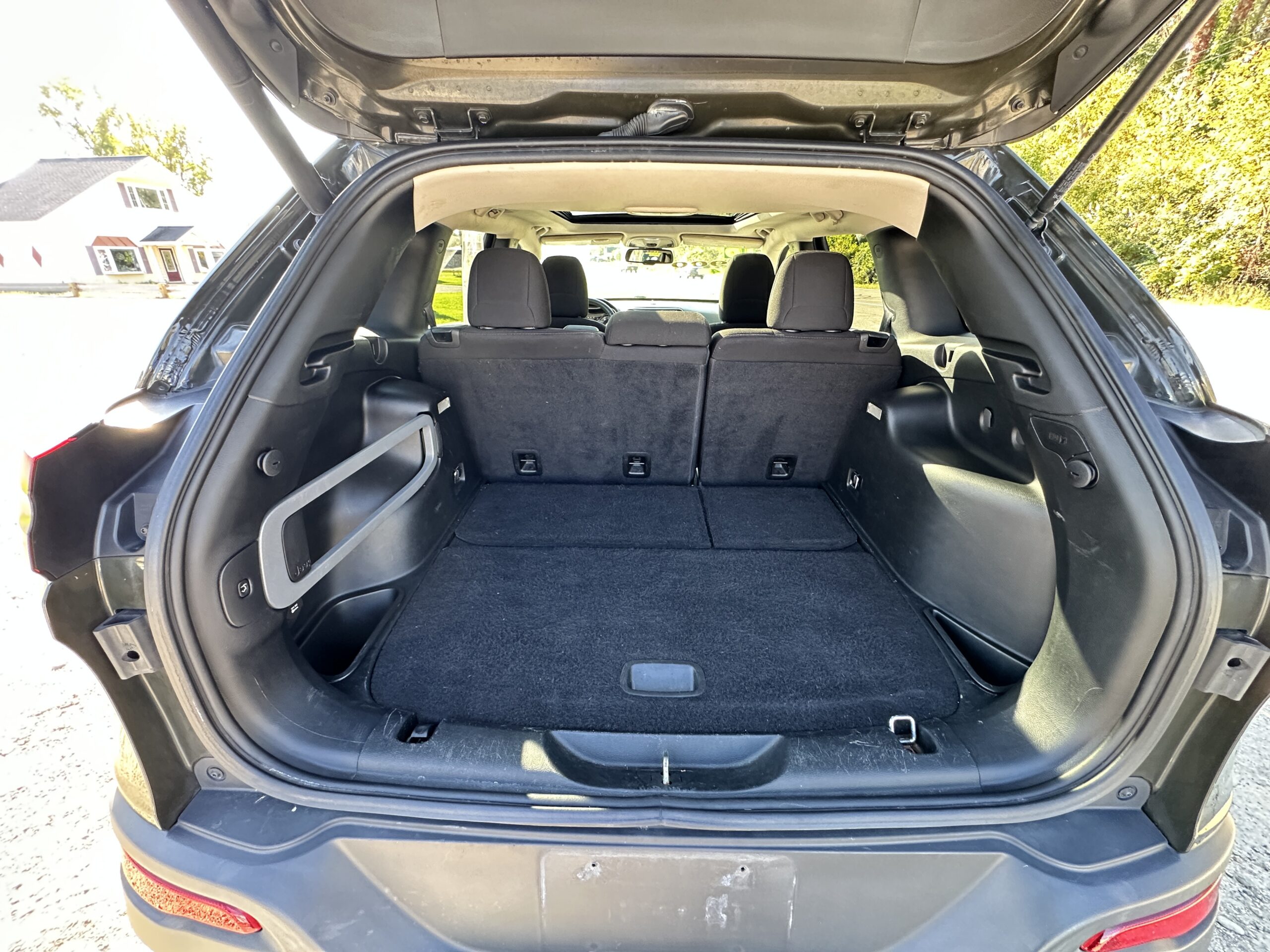 2016 Jeep Cherokee For Sale 75th Anniversary 4WD - Image 7