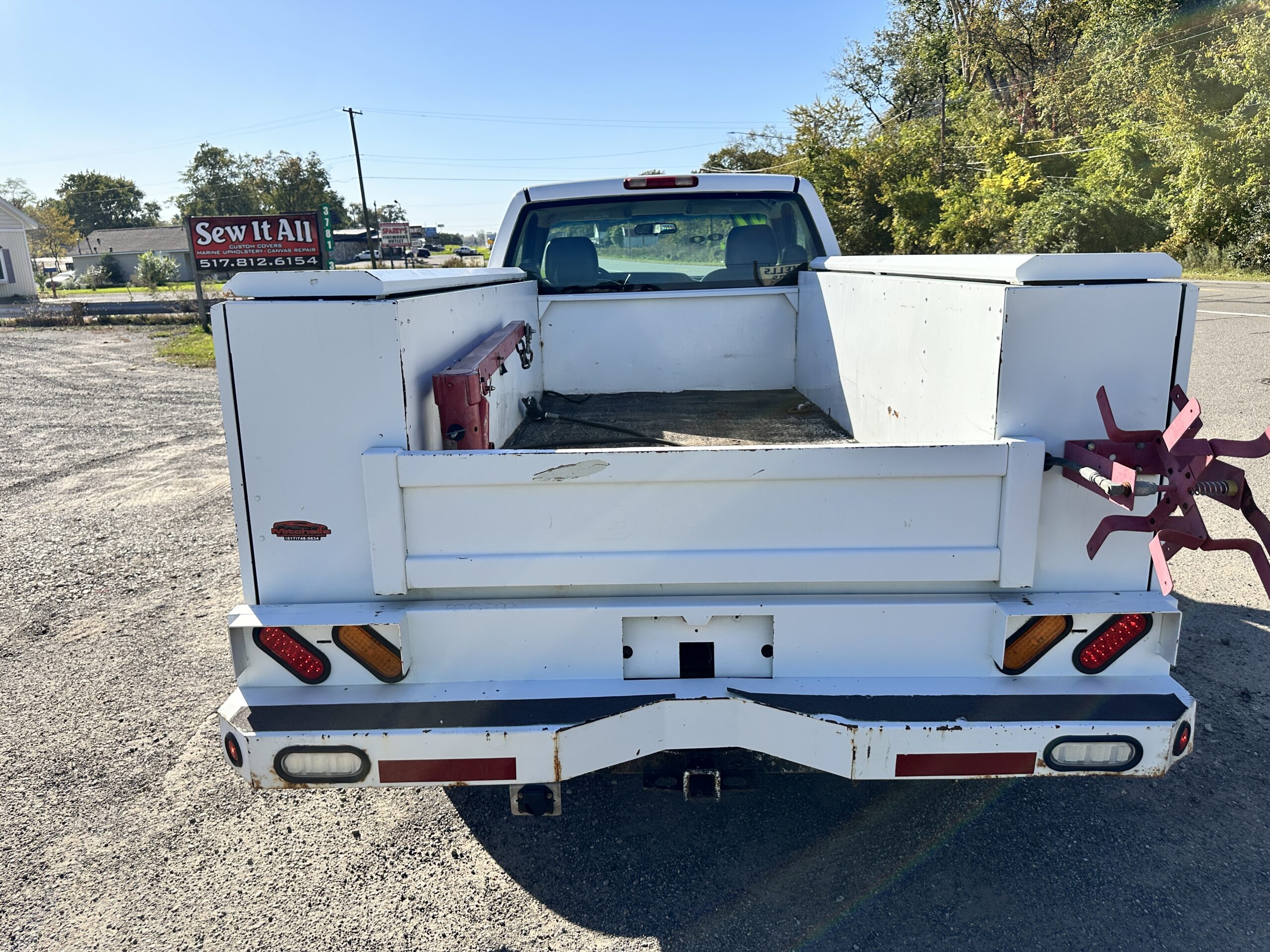 2007 Chevrolet Silverado 2500HD For Sale Regular Cab Utility 2WD Truck - Image 6