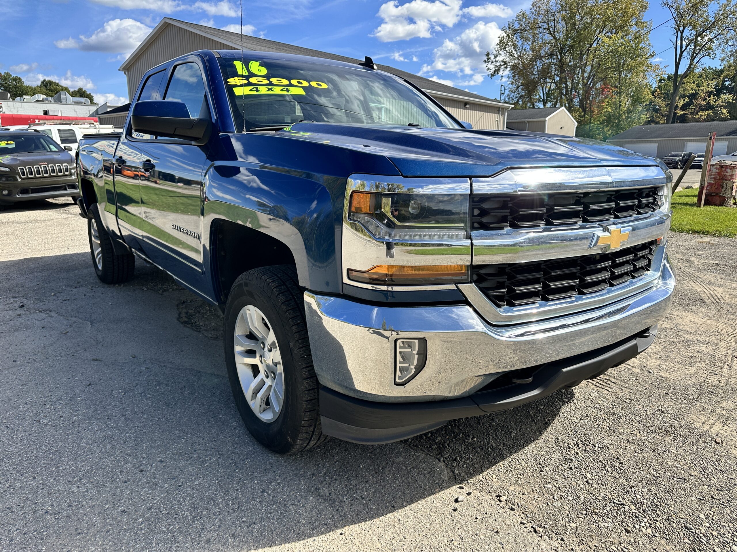 2016 Chevrolet Silverado For Sale 1500 LT Double Cab 4WD - Image 3