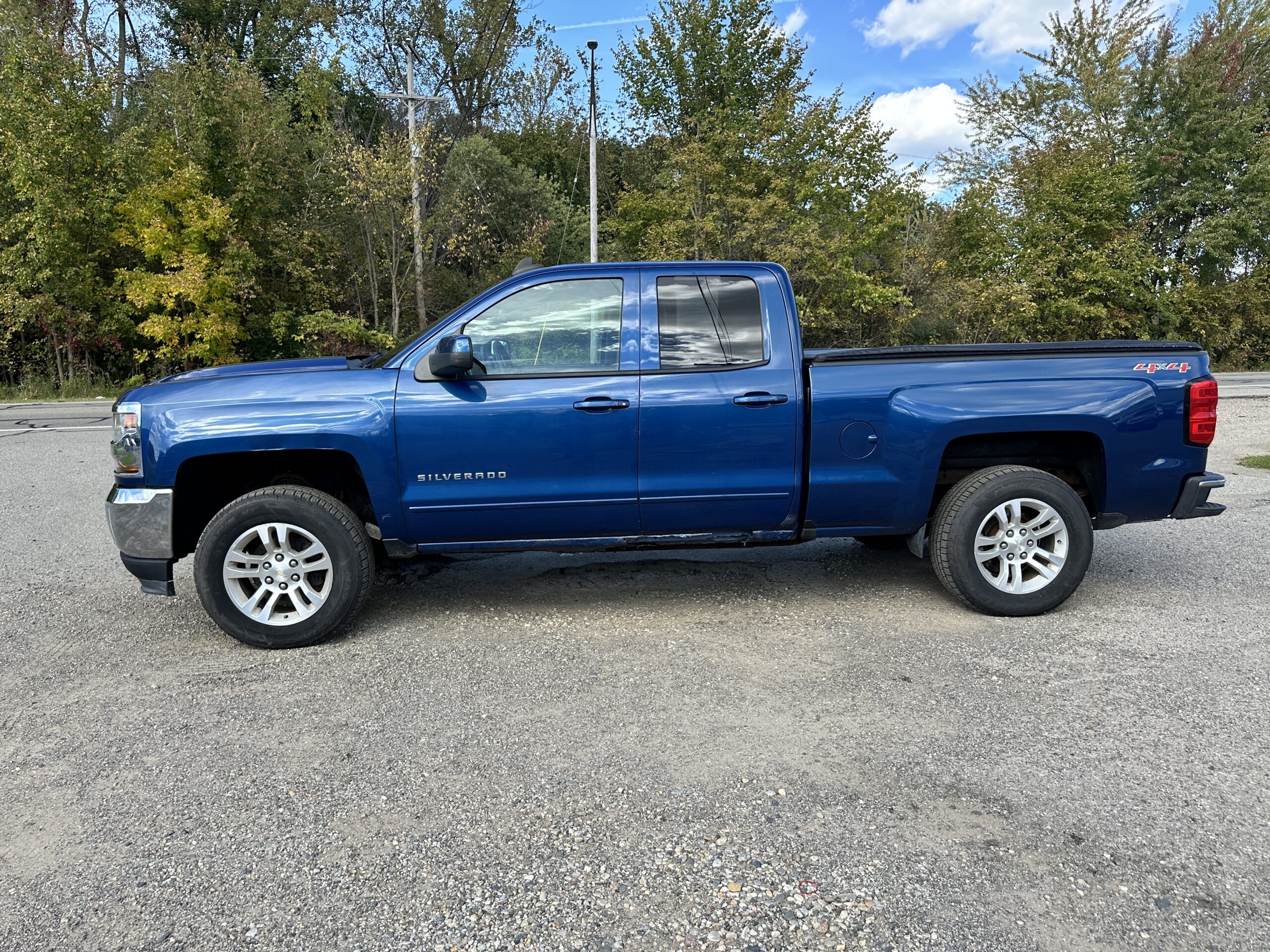 2016 Chevrolet Silverado For Sale 1500 LT Double Cab 4WD - Image 9