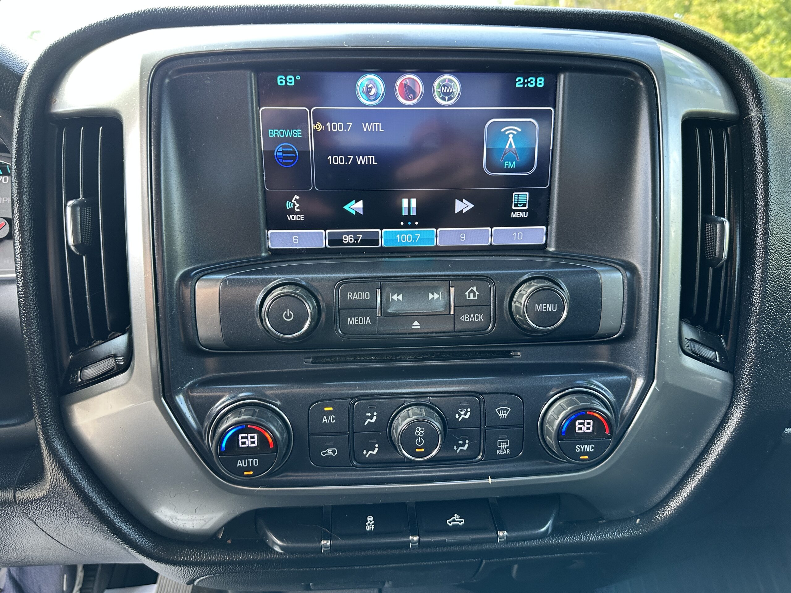 2016 Chevrolet Silverado For Sale 1500 LT Double Cab 4WD - Image 16